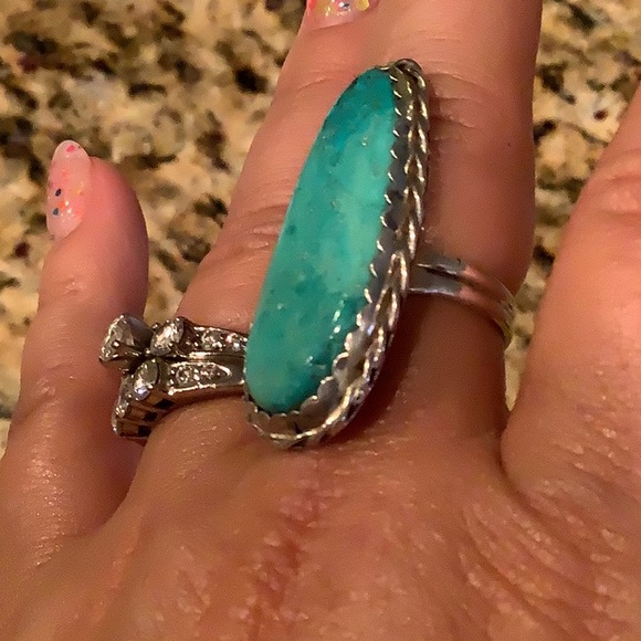 Gorgeous Turquoise Silver Ring 🦋🦋🦋 - Picture 9 of 11
